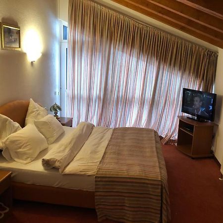 Vila Eli Villa Azuga Luaran gambar